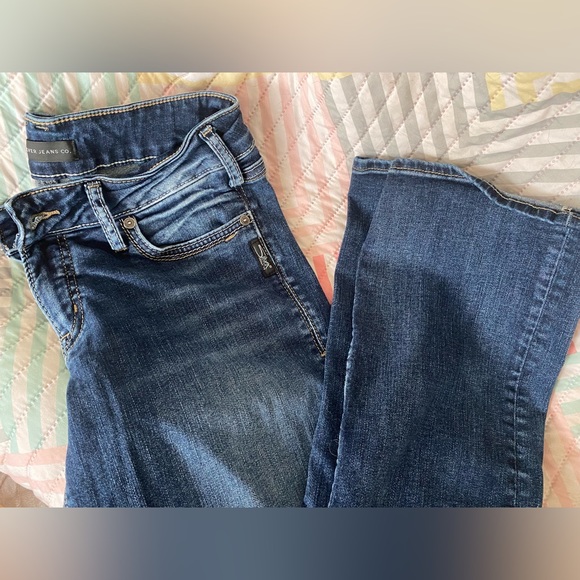 Silver Suki Jeans - Picture 2 of 6